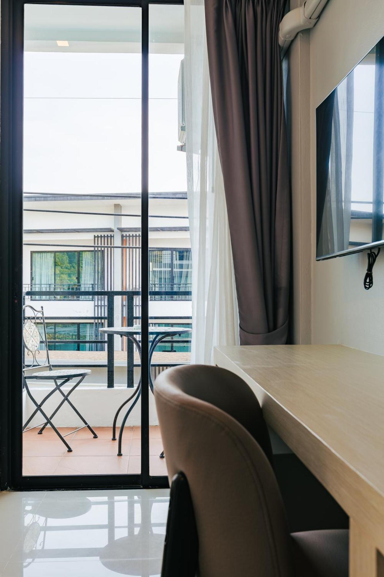 Kamala Havana Hotel Bagian luar foto