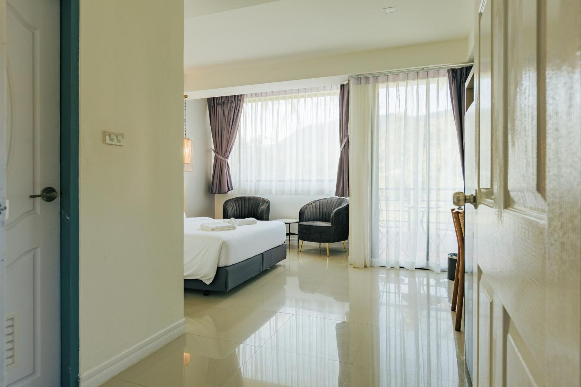 Kamala Havana Hotel Bagian luar foto